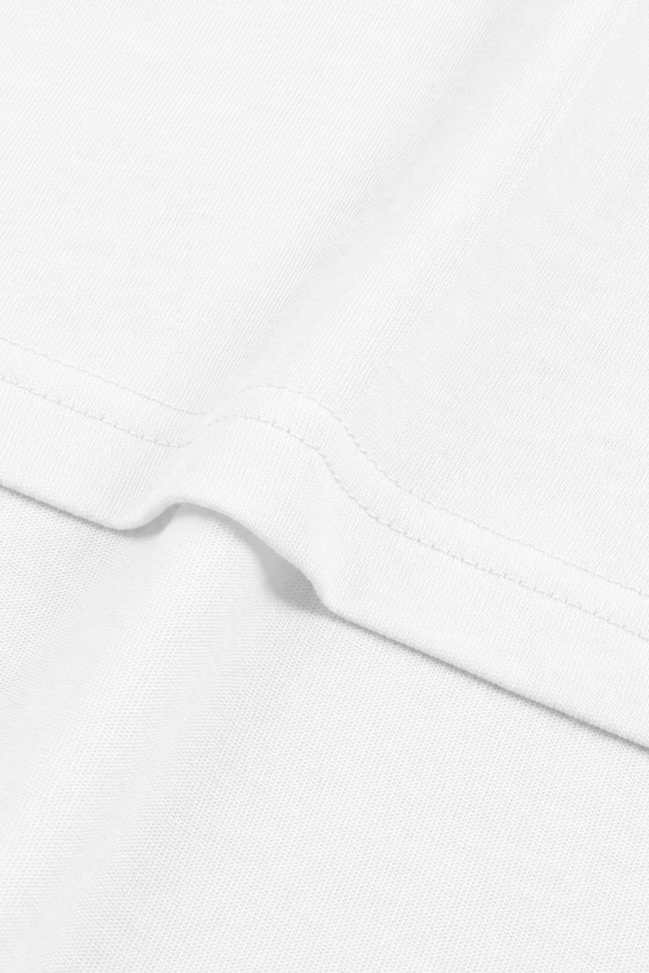 SPARK WHITE / BLACK CLASSIC TEE